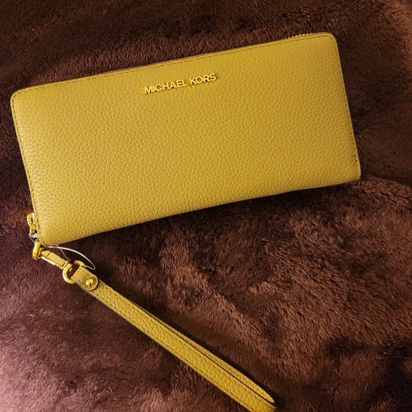 NWT Michael Kors Wallet - Picture 6 of 12